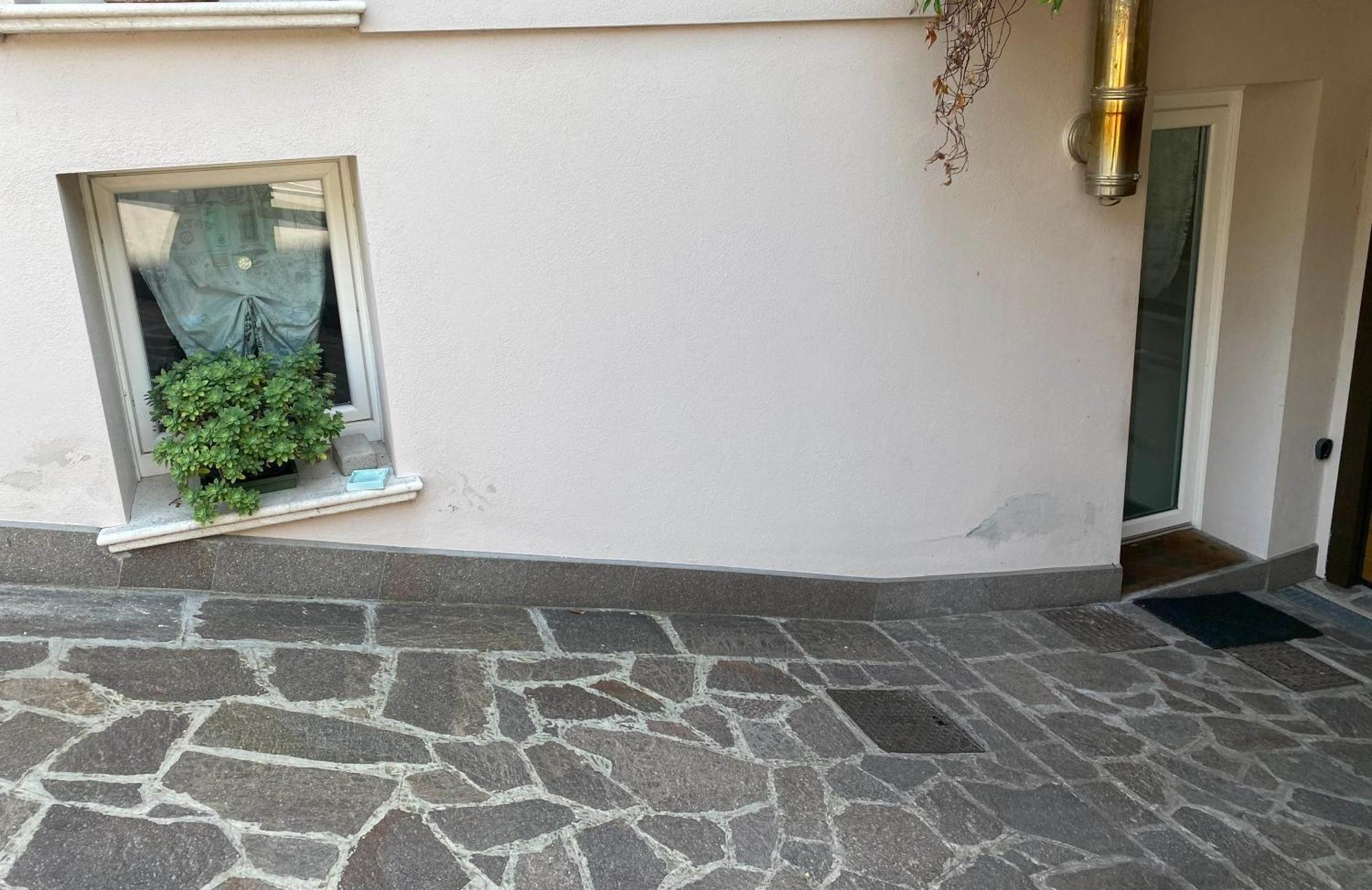 Casa Vacanze Gardiolina San Felice del Benaco Exterior foto